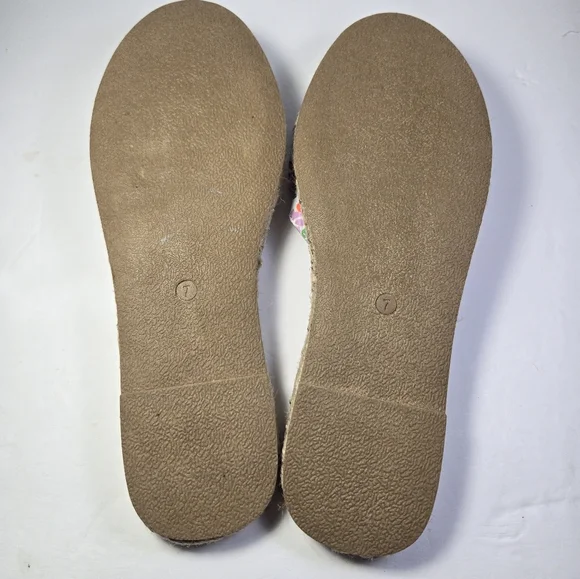 SERRA Floral Ribboned Sandal Size 7 - Picture 5 of 6